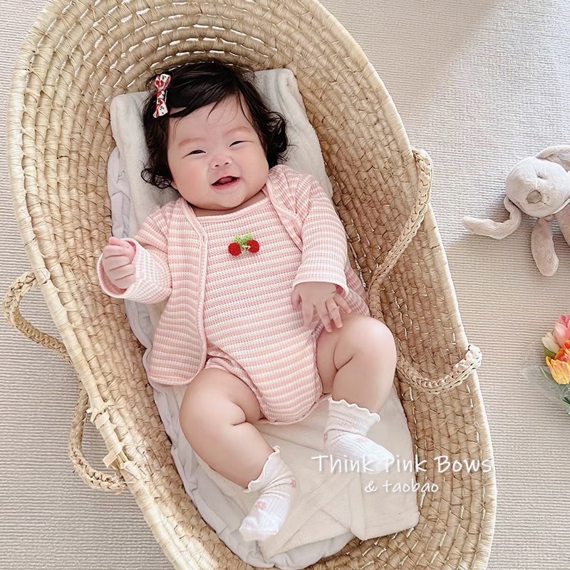 Quần áo trẻ em_Set áo khoác ngoài kèm body 2 dây xinh xắn cho bé gái