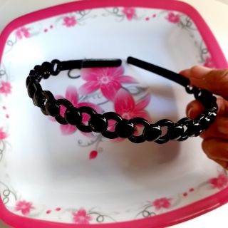 Cài tóc màu đen số 8 màu đen bóng