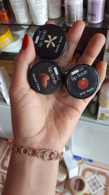 Tẩy tế bào chết môi trái cây Lip Scub | BigBuy360 - bigbuy360.vn