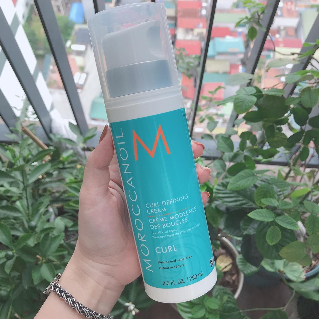 Kem định hình sóng xoăn Moroccanoil Curl Defining Cream 250ml