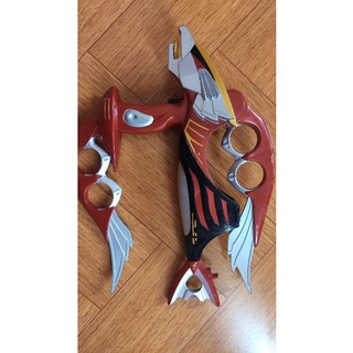 kiếm gaoranger và cung falcon và phụ kiện đồ chơi dx bị thiếu
