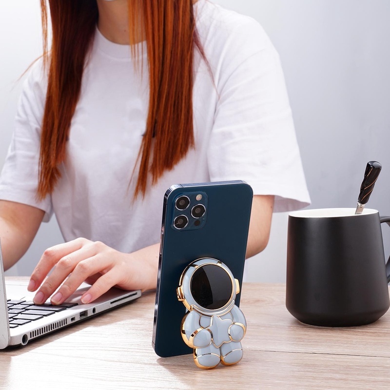 Giá Đỡ Điện Thoại Đa Năng Hình Phi Hành Gia 6D