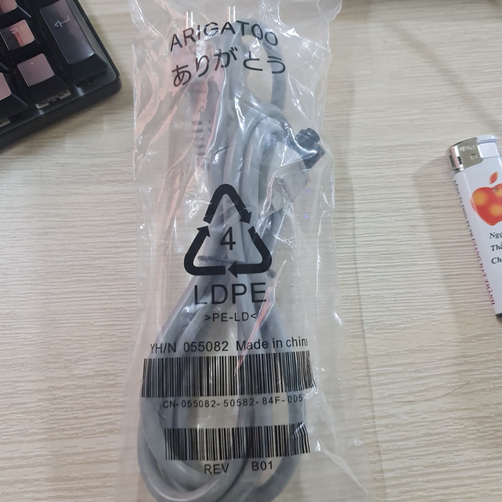 Dây nguồn sạc laptop, dây số 3 - Cáp nguồn kết nối điện 220v tới cục sạc laptop.