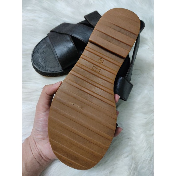 Sandal da thật size 38