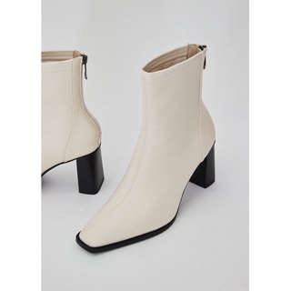 05023 - KAI ANKLE BOOTS