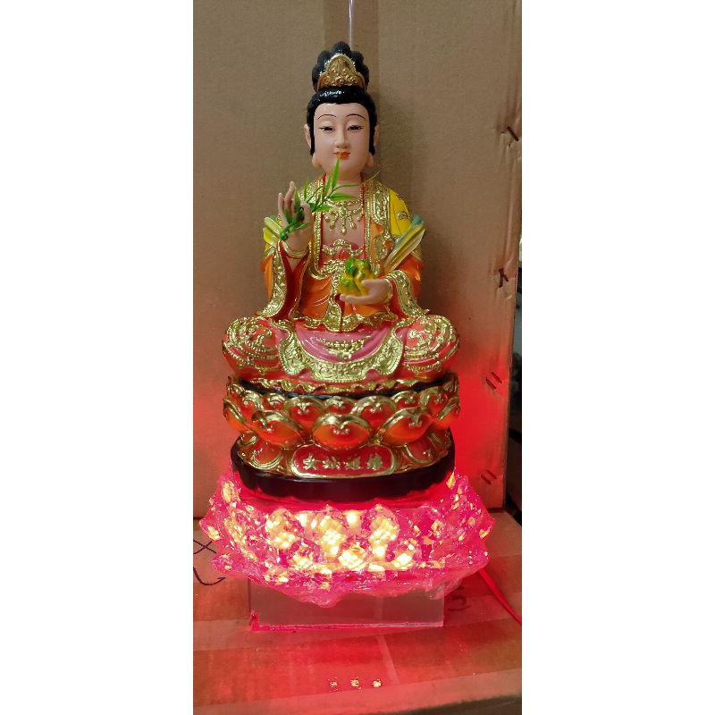 Tôn tượng đức nữ oa nương nương kèm theo đế bông sen