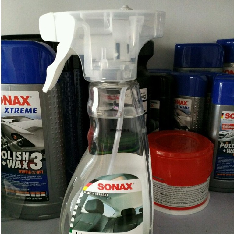 SONAX Dung dịch vệ sinh nội thất ô tô SONAX Interior Cleaner 321200 500ml - chuẩn hãng