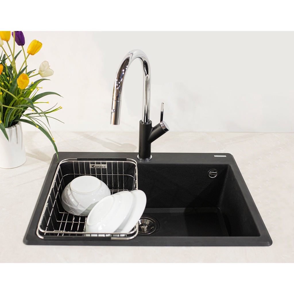 Vòi rửa bát rút dây KONOX Ponte Black, bề mặt xử lý mạ PVD Granite, lõi hợp kim đồng 61% tiêu chuẩn Châu Âu CW617N