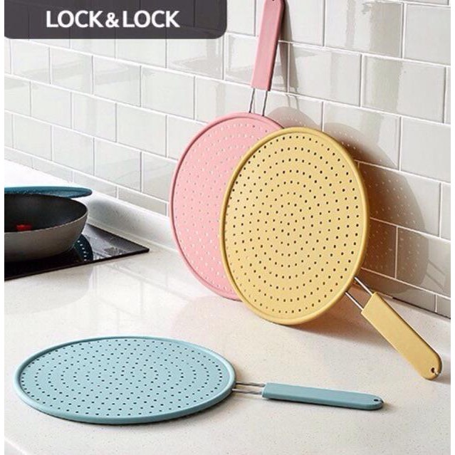 Nắp chống văng dầu Lock&Lock bằng Silicone 28cm CKT206