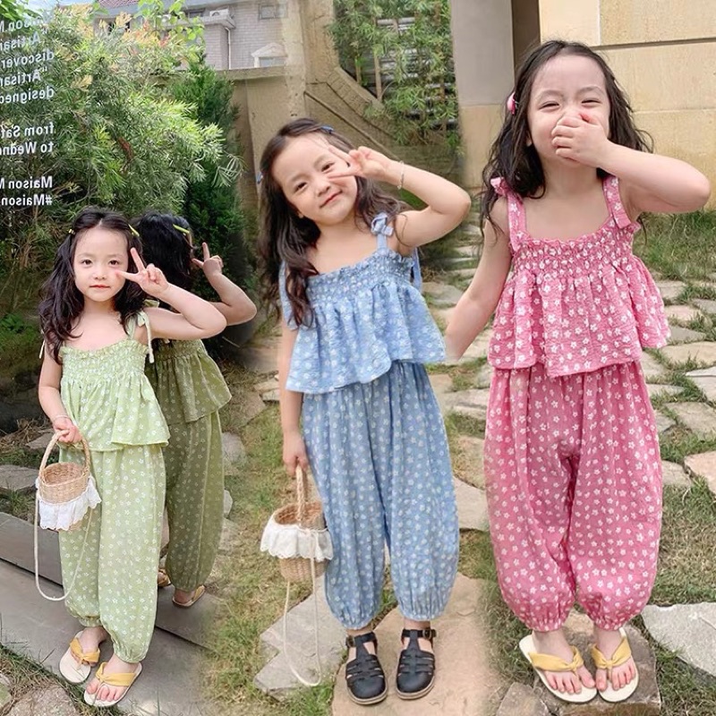 B222 - Bộ cotton xốp áo 2 dây quần bom bé gái