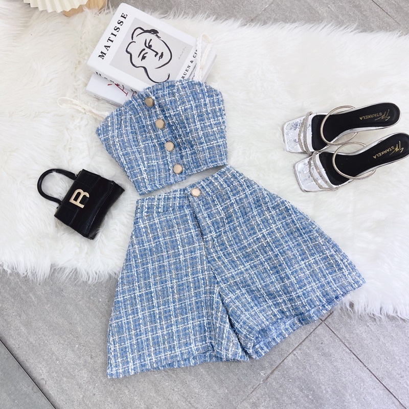 SET BỐ HAI DÂY NÚT KIM LOẠI + SHORT XANH
