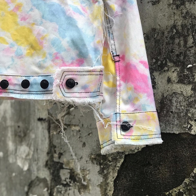 ÁO KHOÁC “TVD ÁO KHOÁC NHUỘM MÀU KỶ NIỆM”