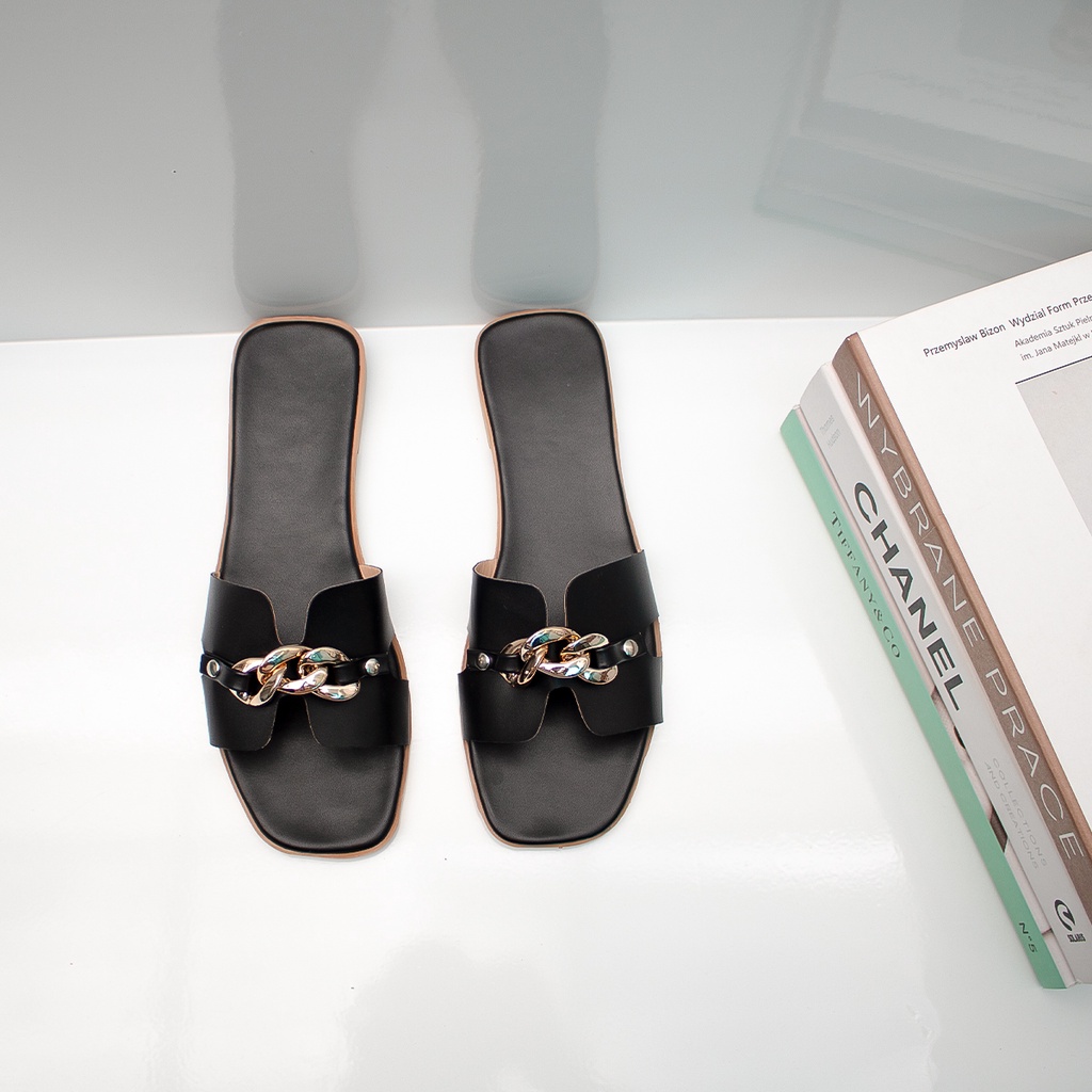 Dép quai ngang xích thời trang Sunnieshoes &amp; Erosska 2022 bản cao cấp