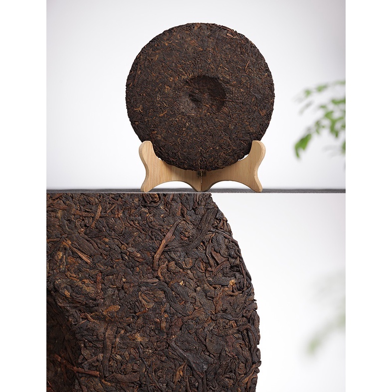 BÁNH TRÀ PHỔ NHĨ CHÍN NÚI NAM NỌA MÃNH HẢI VÂN NAM 357 GRAM NĂM 2015