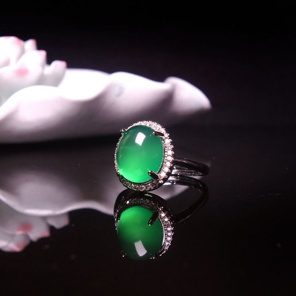 Mặt nhẫn chalcedony mã não tự nhiên mẫu nữ miệng sống có thể điều chỉnh móng vuốt ngọc cài đặt màu thời trang cho