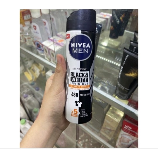 Xịt Ngăn Mùi NIVEA MEN Black &amp; White Ngăn Vệt Ố Vàng Vượt Trội (150ml)