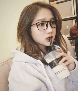 Gọng dẻo mắt vuông