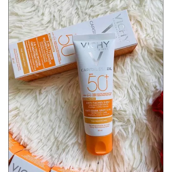 Kem Chống Nắng Giảm thâm nám Vichy Capital Soleil Spf 50+ Anti Taches 3 in 1 50ml