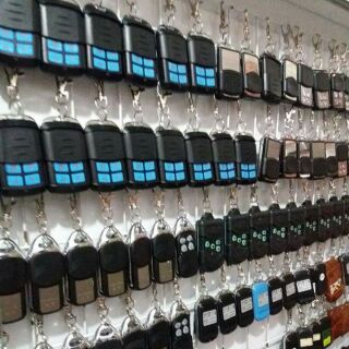 Điều Khiển Cửa Cuốn Remote