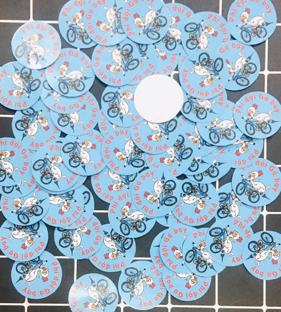 Sticker in theo yêu cầu 10 cái hình tròn ép lụa có đề can bóc dán