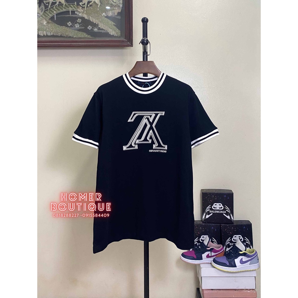 Áo thun Louis Vuitton “Have A Vuitton Day”
