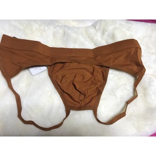 Quần sịp lọt khe
