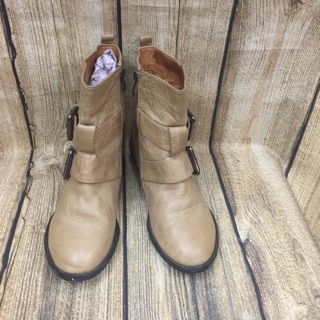Bốt da thật chỉ với 180k