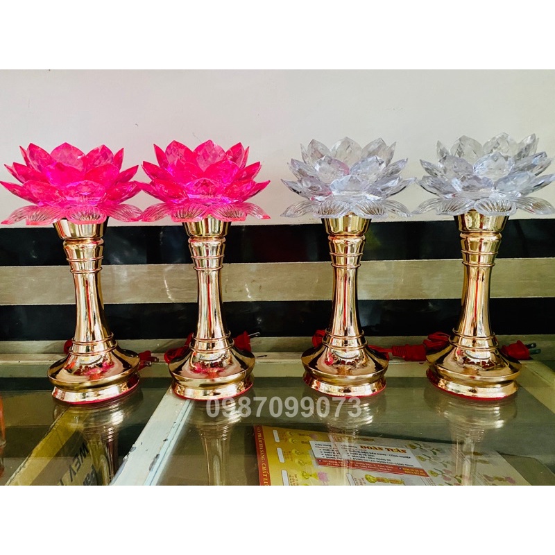 Một đôi đèn thờ hoa sen đổi màu 24cm LX04
