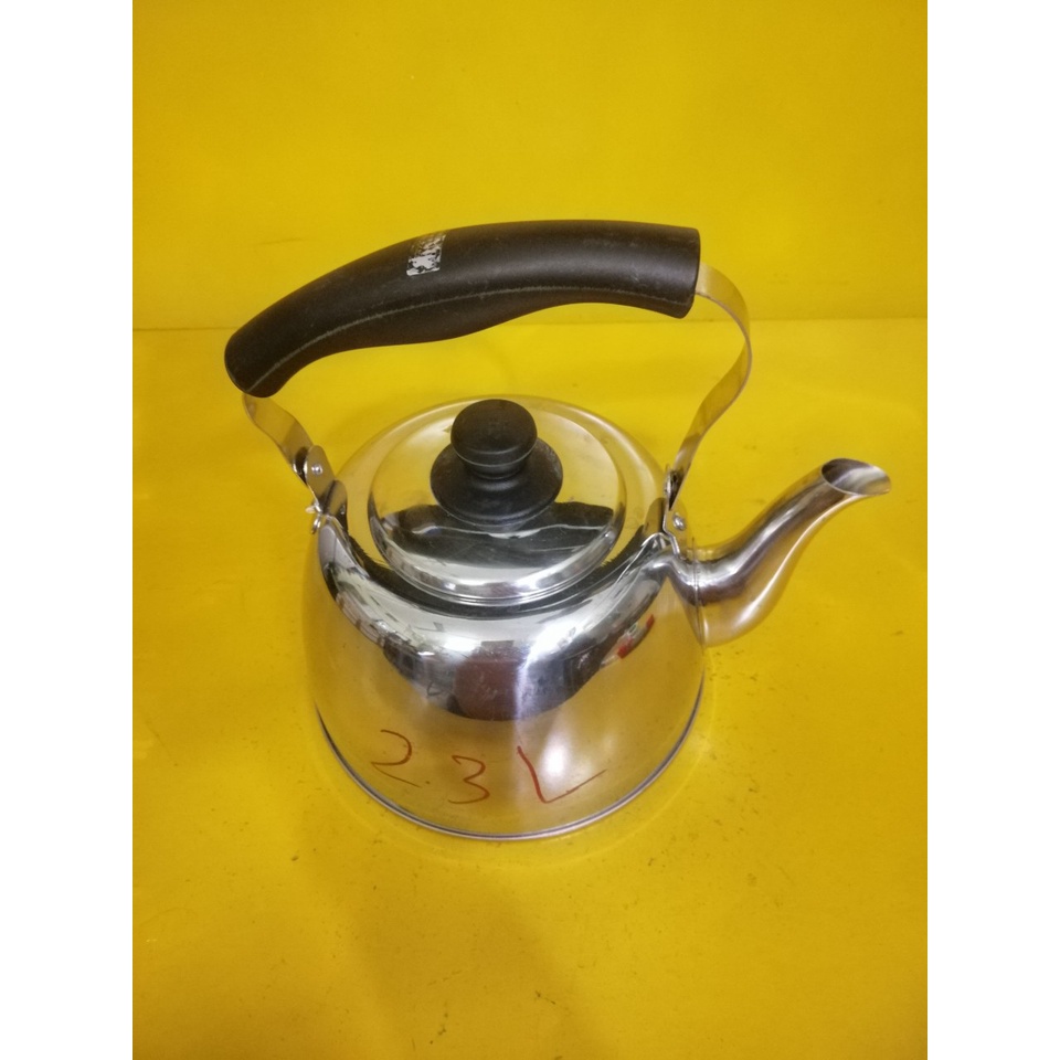 Ấm inox nội địa Nhật (2.3L) (417), Dùng được bếp từ