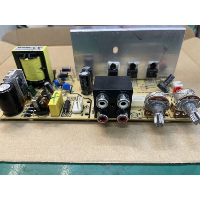 Mạch 2.1 TDA2030, TDA8946 mới, mạch nguyên chạy tốt