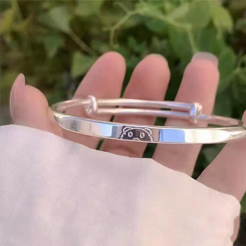Thời trang Hàn Quốc Đơn giản dễ thương Winnie the Pooh Shiny Ladies Bracelet