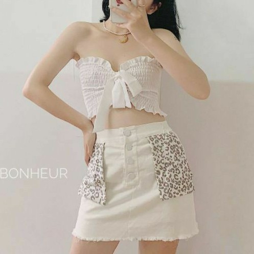 Áo ống nhún kèm dây buộc mặc được nhiều kiểu