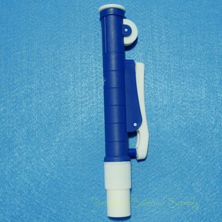 Dụng cụ bơm pipet 2ML