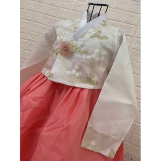 Hanbok xuất cho bé