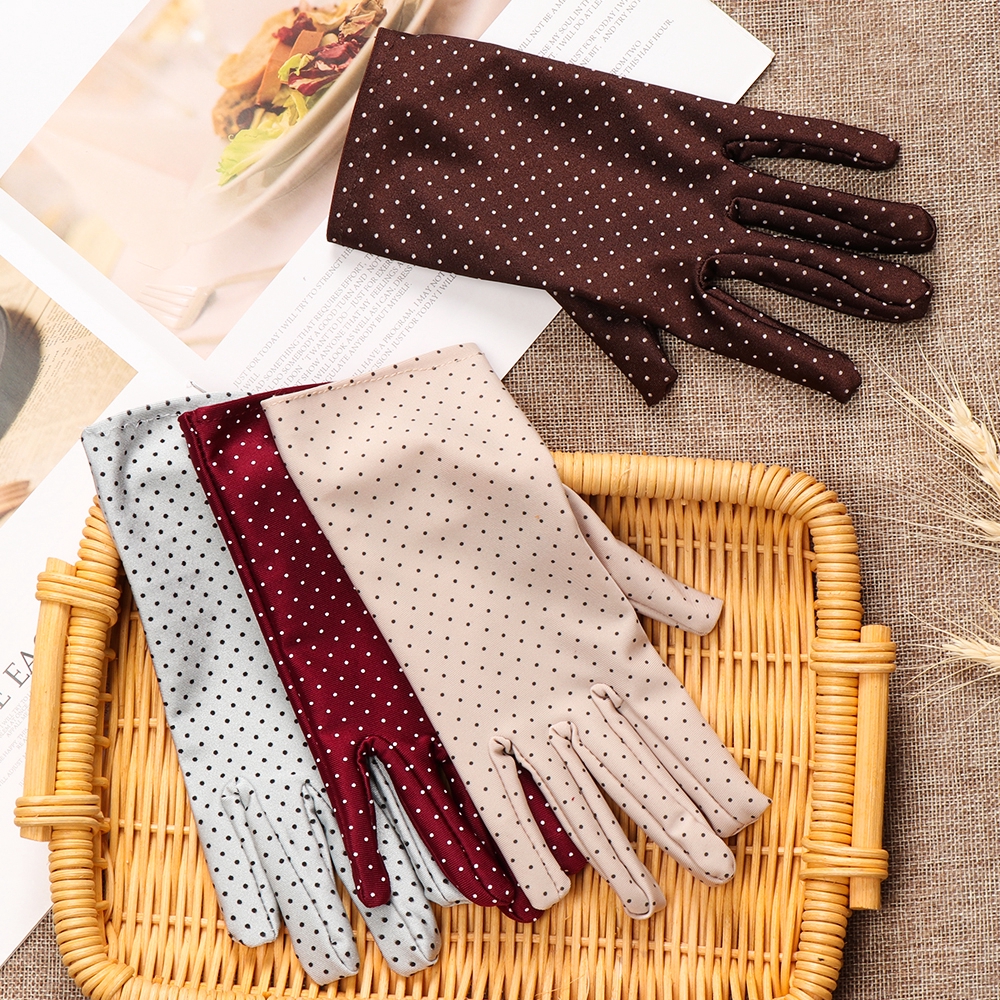 Găng tay nữ đàn hồi chống nắng in chấm bi