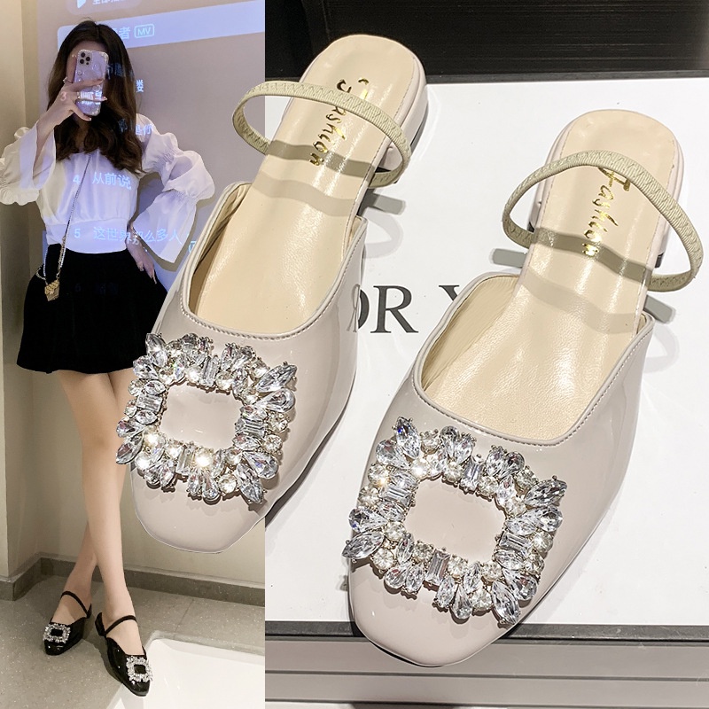 Giày bít mũi IELGY gót thấp đính đá phong cách Hàn Quốc cho nữ