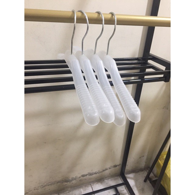 móc quần áo , mắc áo nhựa vai trẻ em to nhiều màu dài 33 cm dùng cho shop thời trang gia đình bền đẹp chắc chắn giá rẻ