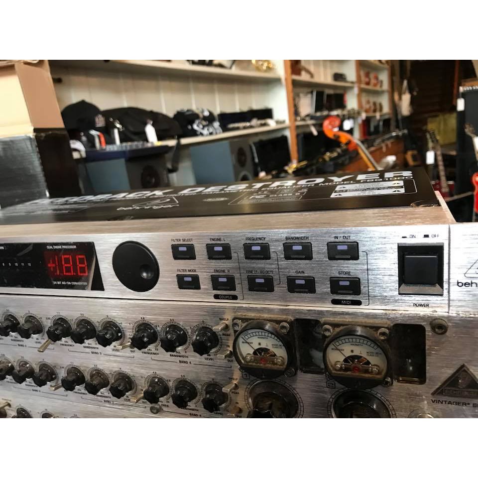 THIẾT BỊ CHỐNG HÚ BEHRINGER FBQ1000 CHÍNH HÃNG