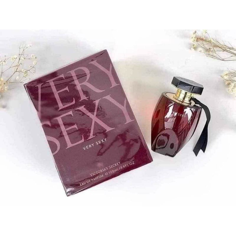 Nước hoa Very Sexy của thương hiệu Victoria's Secret  của Mỹ