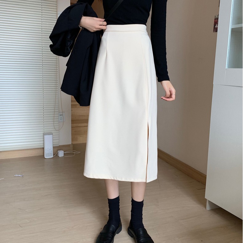 Chân váy lưng cao xẻ cạnh dáng dài qua gối Madela