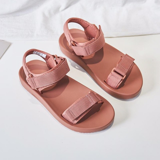 [Kho sỉ sandal] Giày sandal học sinh 2 quai đế mềm đơn giản dễ đi (mã 2 màu đen,hồng)