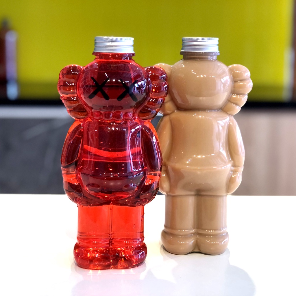 Chai Trà Sữa Hình Gấu Kaws - 700ml - Chai nhựa PET trang trí hoặc đựng đồ uống dễ thương-Nguyên Liệu Trà Sữa CRICKET