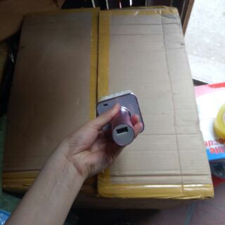 Mic hát kèm loa Q9 cực chất