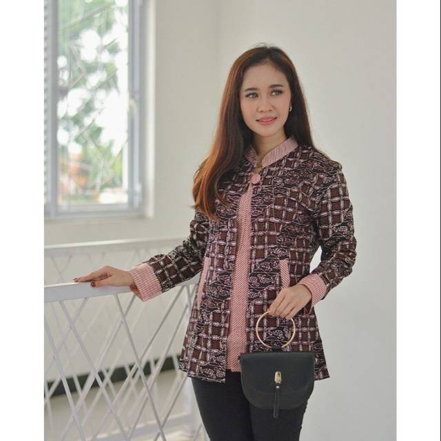 Áo Blouse Kẻ Sọc Trắng Đen Xám SA H8928Q Batik
