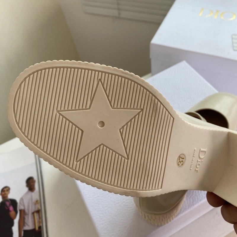 Giày tiểu thư đủ size chất da thật