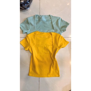 áo thun cổ vuông tay ngắn