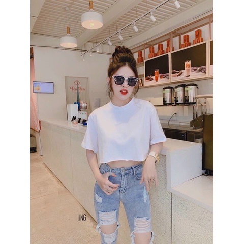 Áo croptop nữ cổ tròn tay ngắn form rộng / Croptop cổ tròn dáng buông / Áo crt nữ phong cách Hàn Quốc