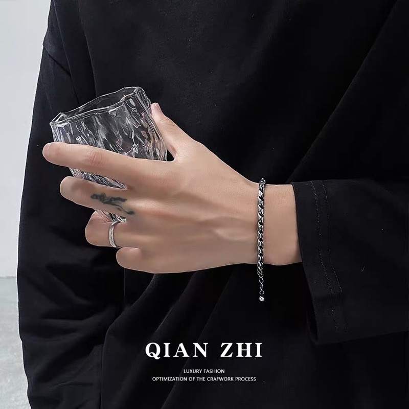 VÒNG TAY XOẮN TRÒN THÉP TITAN KHÔNG GỈ