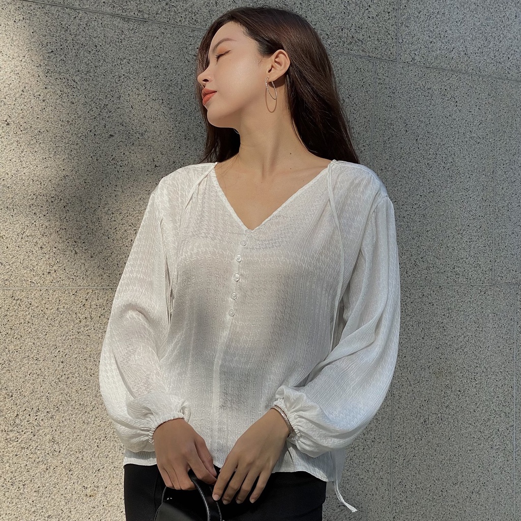 Áo tay dài phối nút cổ V EDINI - A1371