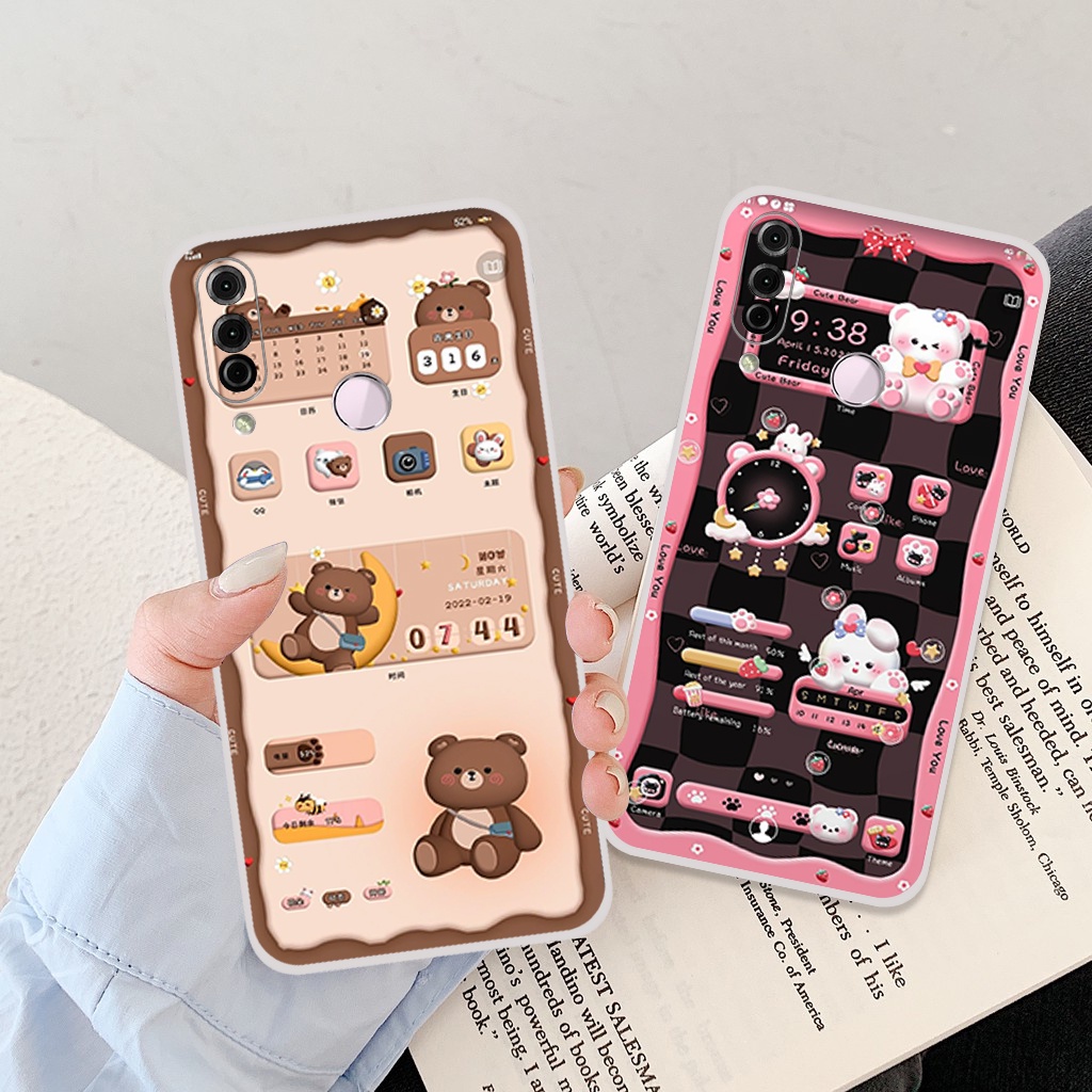 Ốp lưng Vsmart Joy 3 hoạ tiết gấu 3D, nền kẻ caro dễ thương